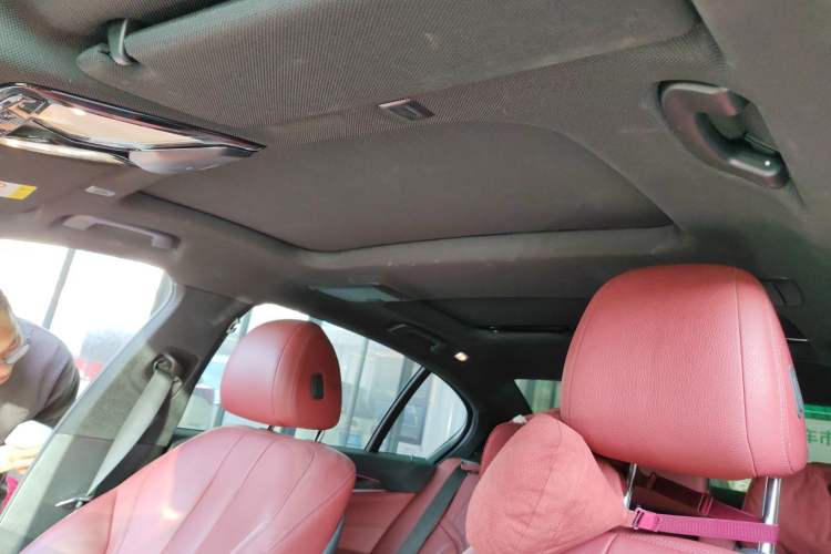 Used BMW 5 Series 2019 530Li Leading Model M Sport Package
