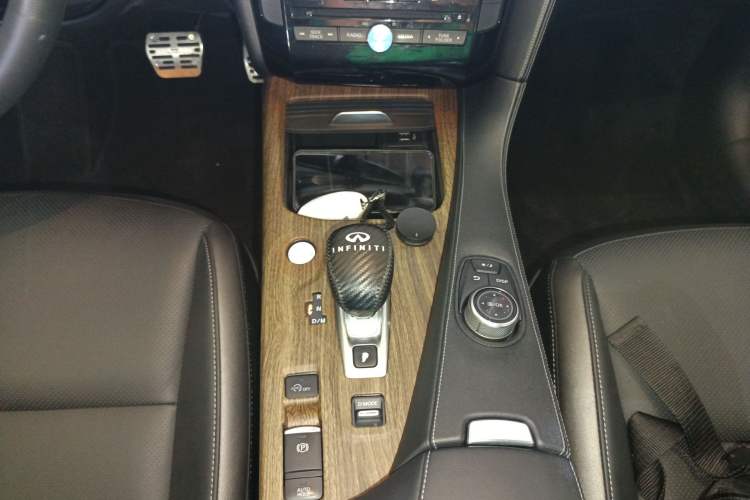 Used Infiniti QX50 2018 2.0T Two-Wheel Drive Fashion Edition