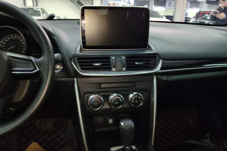 Used Mazda CX-4 2018 2.0L Automatic Two-Wheel Drive Blue Sky Dynamic Version China VI Standard
