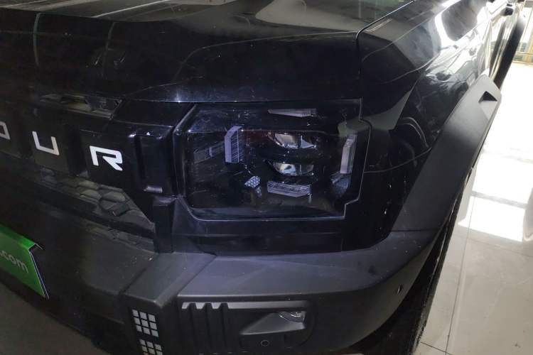 Used Jetour Traveler 2023 2.0T All-Wheel Drive CrossPRO+
