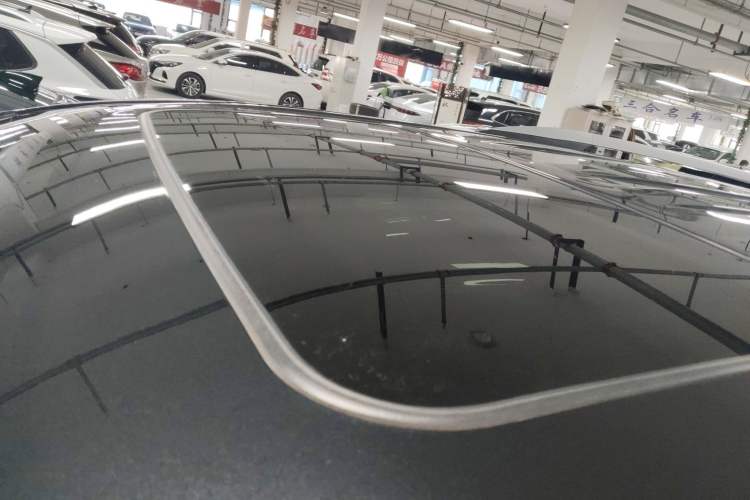 Used Toyota Granvia 2023 2.5L Hybrid Prestige PLUS Edition