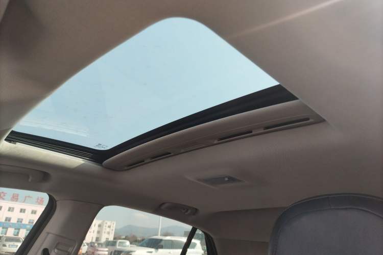 Used Buick Encore 2015 1.4T Automatic Two-Wheel Drive Urban Elite Version