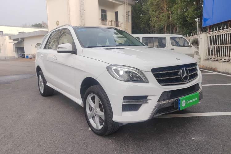 Used Mercedes-Benz M-Class 2014 ML 400 4MATIC Dynamic Model