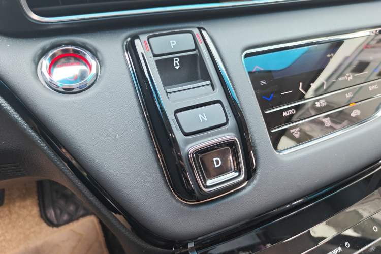 Used Honda Elysion 2022 2.0L eHEV Luxury First Edition