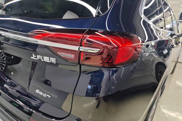 Used Buick Envision 2022 Encore Plus 552T Five-Seat Luxury Model
