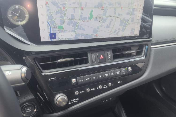 Used Lexus ES 2023 200 Excellence Edition
