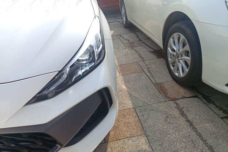 Used MG 5 2023 180 DVVT CVT Luxury Edition
