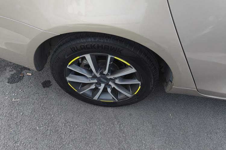 Used Geely Auto Emgrand 2019 Leading Edition 1.5L CVT Upward-Connected Model China VI Standard