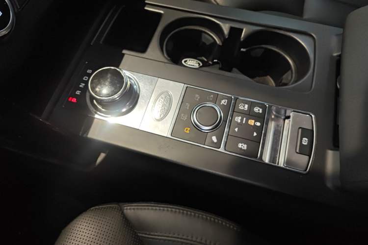 Used Land Rover Discovery 2017 3.0 SC V6 S
