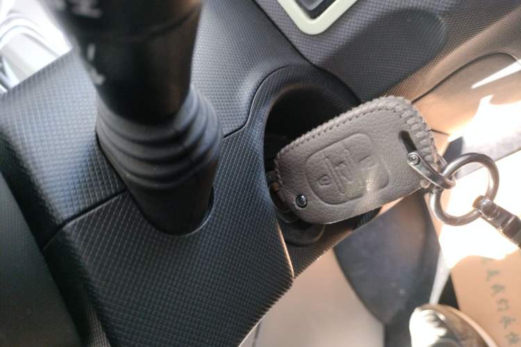 Used Wuling Hongguang MINIEV 2021 Macaron Fashion Model Lithium Iron Phosphate
