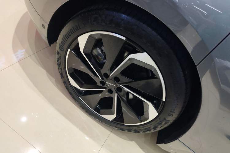 Used Zeekr 001 2022 Long-Range Dual-Motor WE Edition
