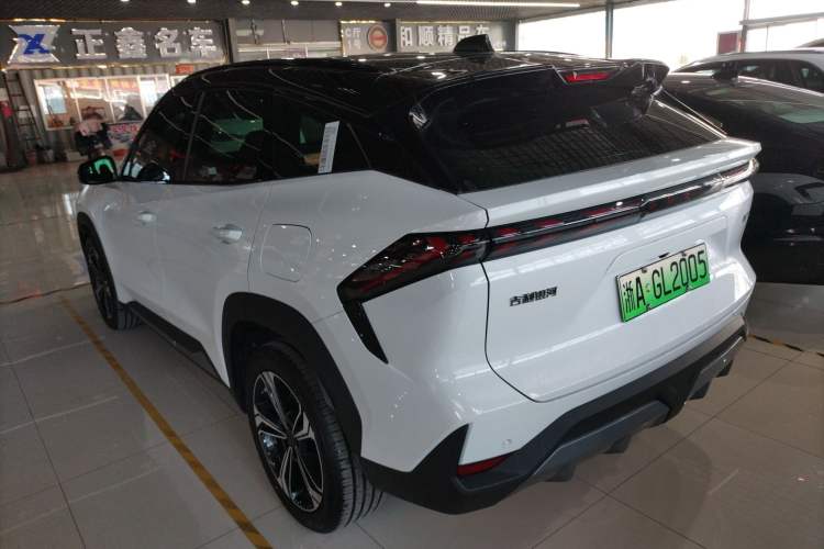 Used  L7 2025 EM-i 115km Exploration+ Edition