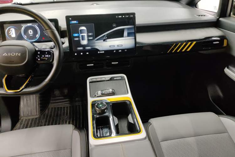 Used AION Y 2022 70 Intelligent Edition Lithium Iron Phosphate
