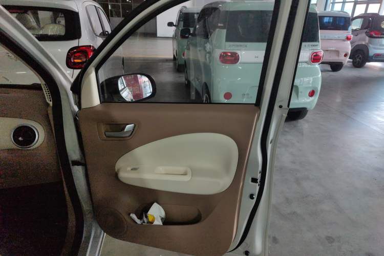 Used Wuling Hongguang MINIEV 2025 Four-Door Version Advanced Edition
