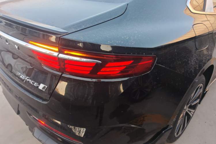 Used Geely Auto Preface 2025 Dongfang Yao 1.5TD Kunlun Edition
