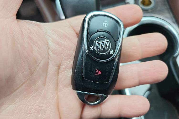 Used Buick Envision 2017 20T Two-Wheel Drive Elite Version
