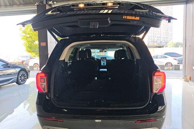 Used Ford Explorer 2020 EcoBoost 285 Four-Wheel Drive Trend Edition 6 Seats
