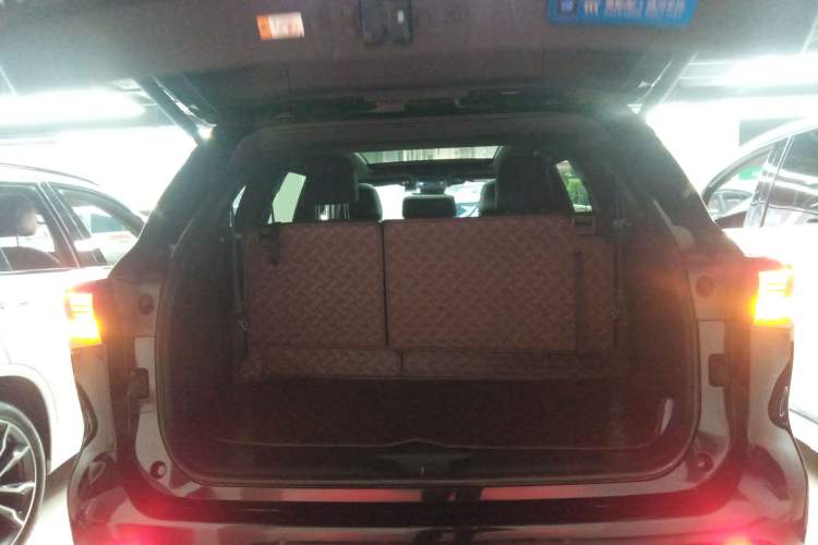 Used Toyota Crown Land Cruiser 2022 2.5L HEV Four-Wheel Drive Flagship Edition
