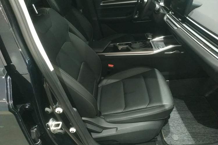 Used Geely Auto Emgrand 2022 4th Generation 1.5L CVT Elite Model
