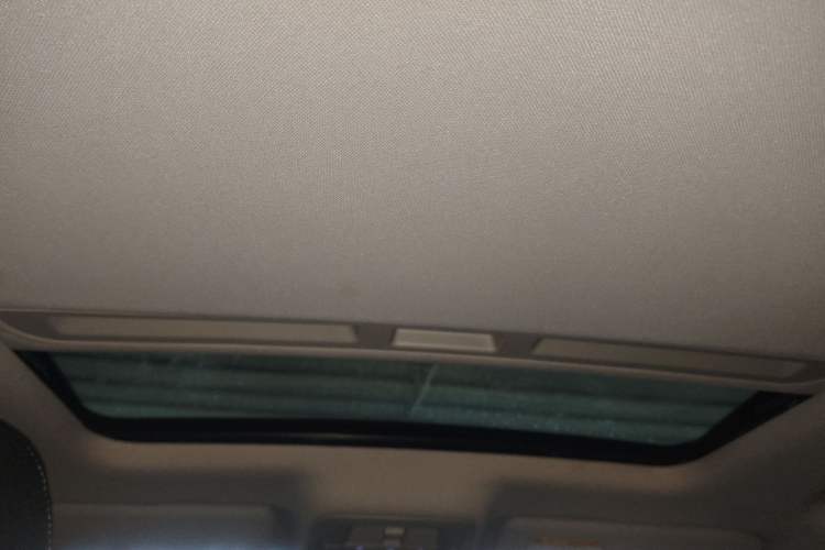 Used Roewe i6 2020 PLUS 20T TST 4G Connected Glory Flagship Edition
