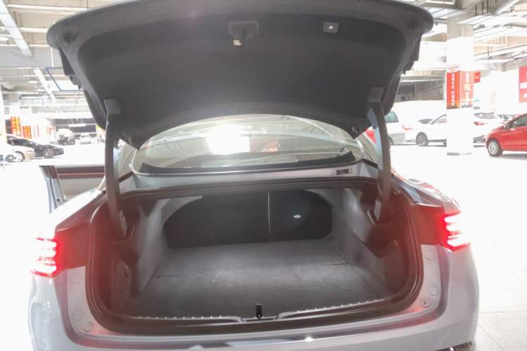 Used Hima Luxeed S7 2024 Max
