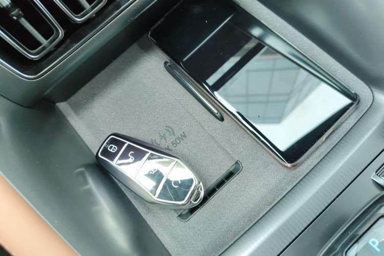 Used BYD Song L EV 2025 550 km Excellence Version
