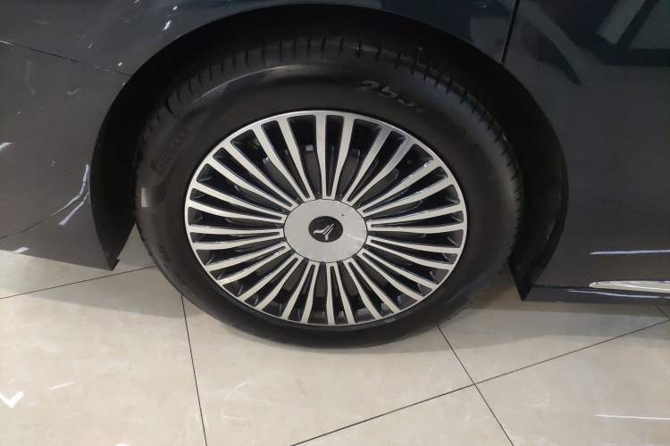 Used VOYAH Dream 2025 PHEV Four-Wheel-Drive Flagship Kunpeng Edition