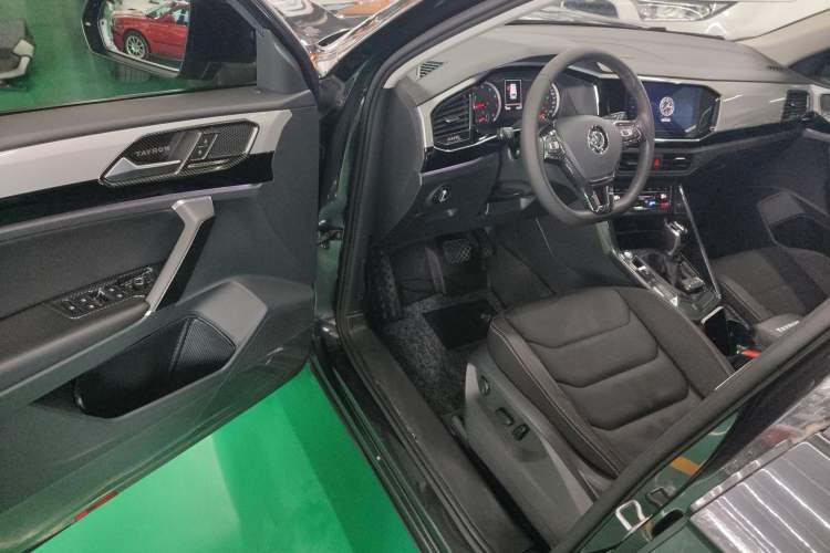 Used Volkswagen Tayron 2020 330TSI Two-Wheel Drive Luxury Smart Connectivity Version
