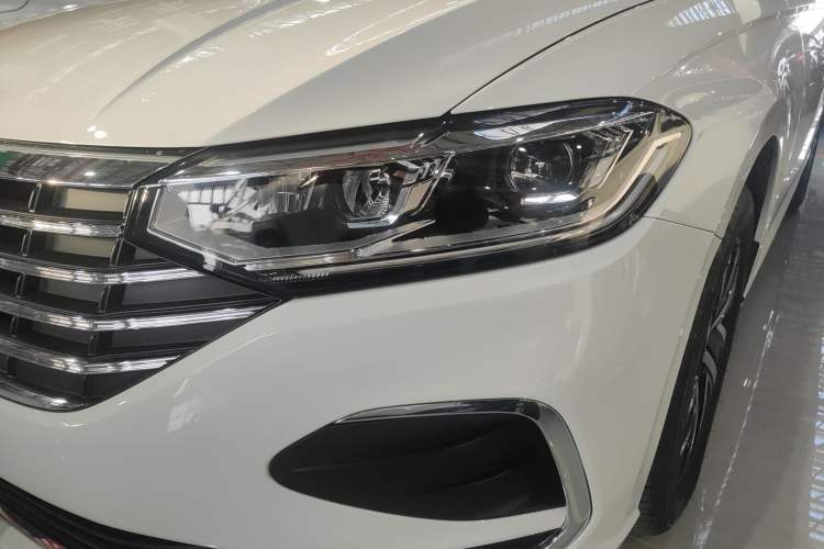 Used Volkswagen Lavida 2024 1.5L Automatic 5 Million Edition
