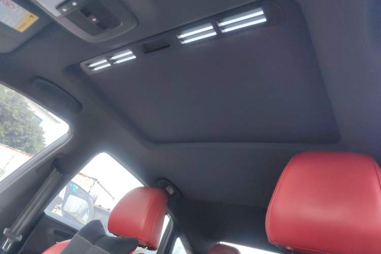 Used MG 5 2022 300TGI DCT Chao Yue Luxury Edition
