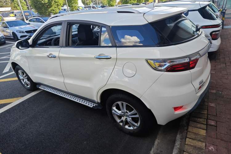 Used JMC Yusheng S330 2016 1.5L GTDi Automatic Two-Wheel Drive Comfort Edition
