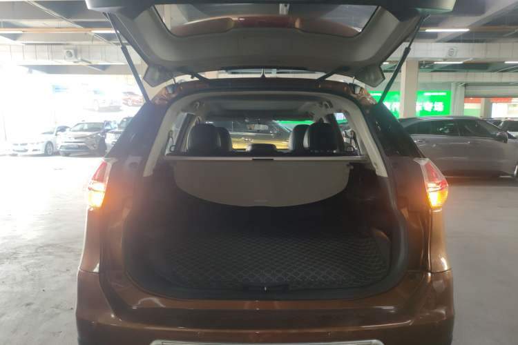 Used Nissan X-Trail 2014 2.0L CVT Comfort Edition 2WD