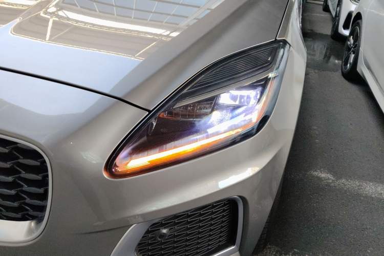 Used Jaguar E-PACE 2024 All-New R-DYNAMIC S Sport Edition
