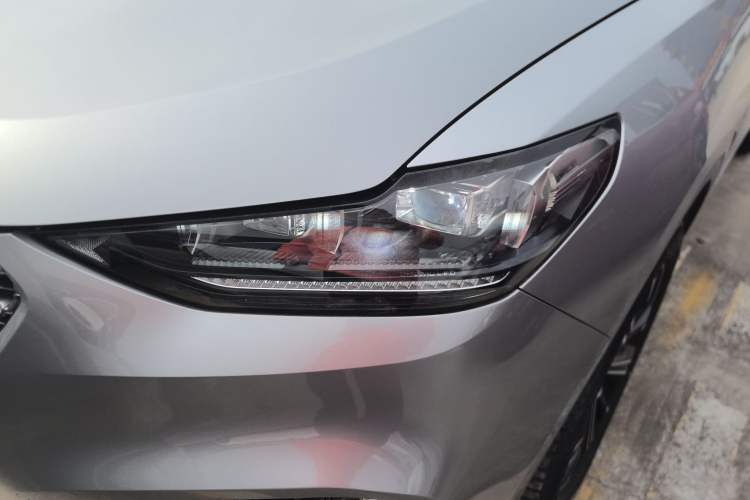 Used Wey VV6 2020 2.0T Two-Wheel Drive Smart Enjoyment+
