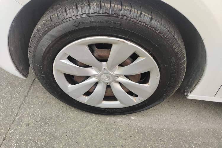 Used Citroen Elysee 2015 Zhishang Edition 1.6L Manual Fashion Model