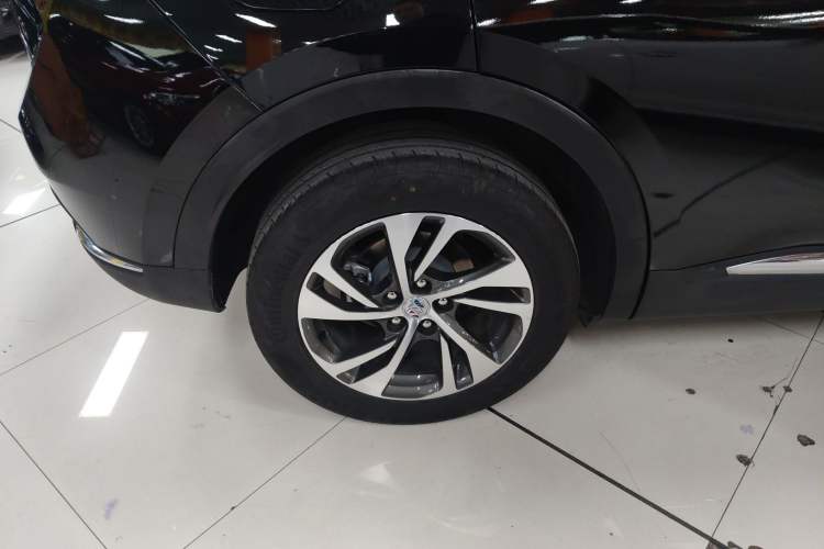 Used Buick Envision 2023 Encore S 552T Two-Wheel Drive Luxury Model
