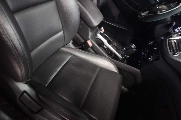 Used Hyundai Tucson 2018 1.6T Dual-Clutch Two-Wheel Drive 15th Anniversary Special Edition