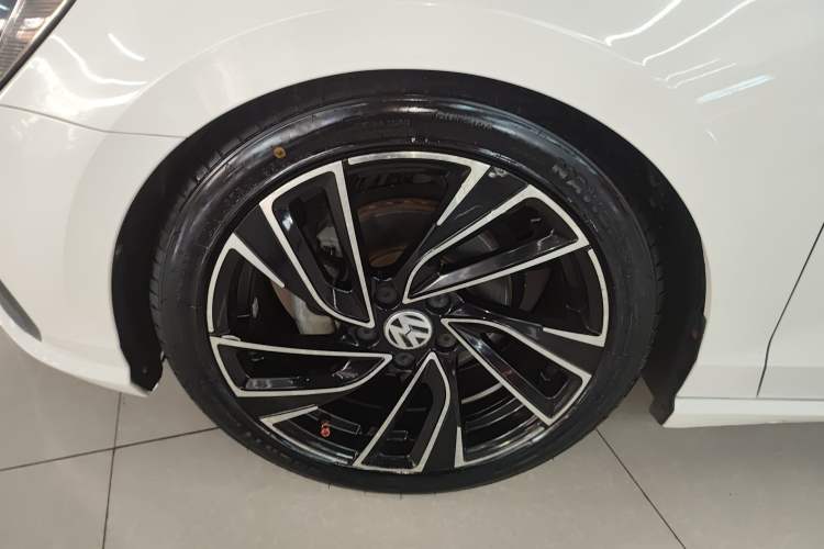 Used Volkswagen Lamando 2021 230TSI DSG Fashion Edition