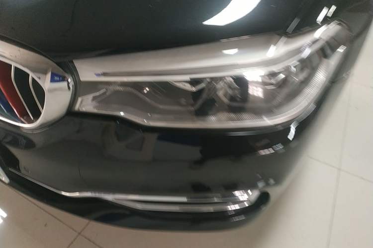 Used BMW 5 Series New Energy 2019 Updated 530Le Pioneer Edition
