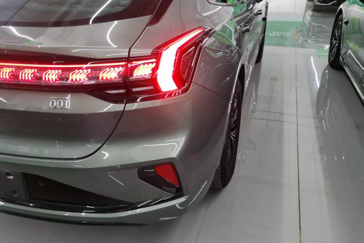 Used Zeekr 001 2025 WE Edition 100 kWh Rear-Wheel Drive