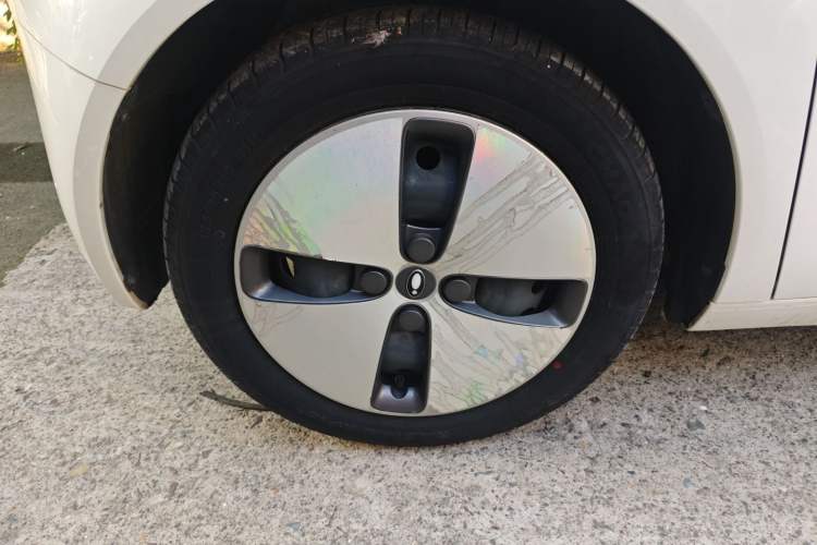 Used ORA Black Cat 2022 Updated Version 301 km Cute Pet Edition Lithium Iron Phosphate
