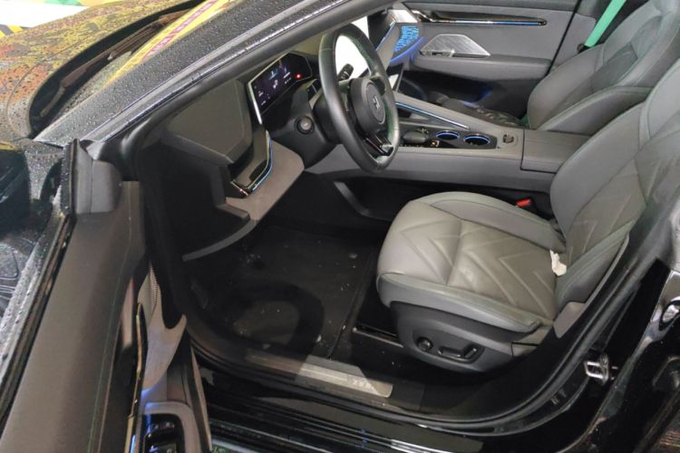 Used Zeekr 001 2023 WE Edition 86 kWh
