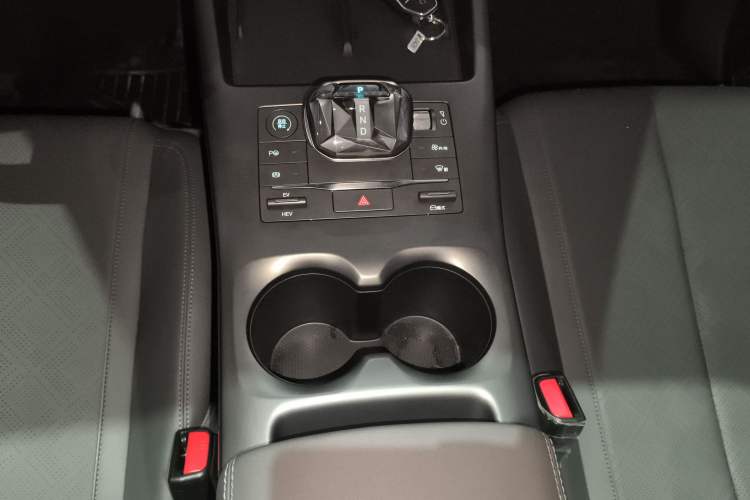 Used BYD Qin PLUS 2025 DM-i Smart Drive 55KM Beyond Model
