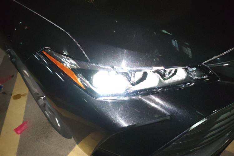 Used Toyota Avalon 2019 2.0L Luxury Edition China VI Standard