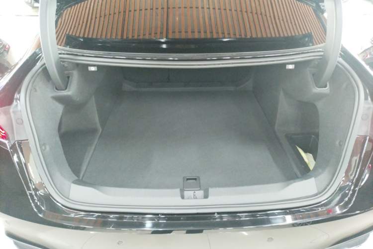 Used Buick LaCrosse 2023 28T Prestige Edition
