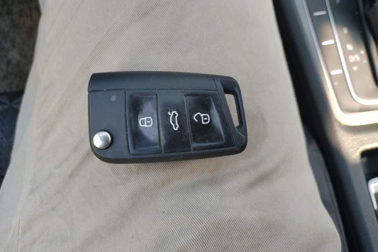 Used Volkswagen Golf 2015 1.6L Automatic Comfort Model
