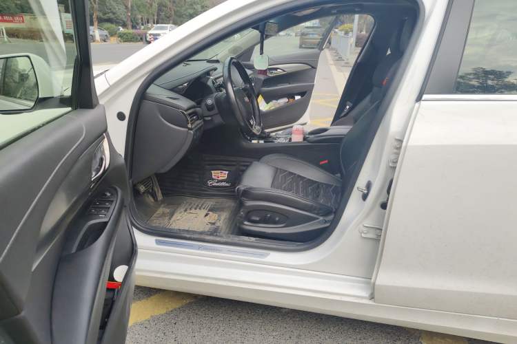 Used Cadillac ATS-L 2017 28T Fashion Edition
