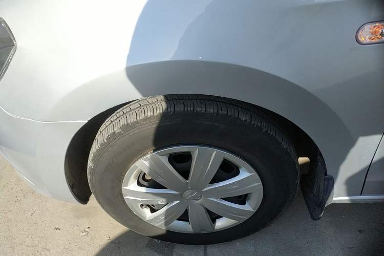 Used Volkswagen Jetta 2015 1.6L Manual Fashion Edition