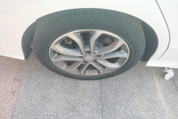 Used Mercedes-Benz C-Class 2015 C 200 L Sport Edition
