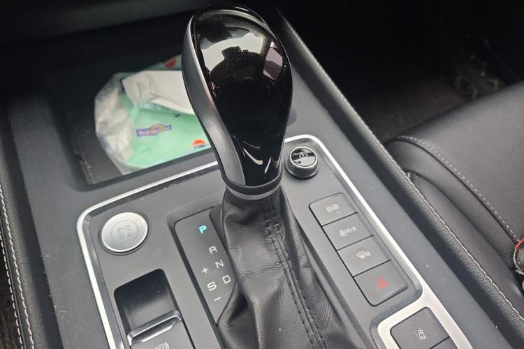 Used BYD Tang 2018 2.0T Automatic SmartConnect Prestige 7-Seater China V Standard
